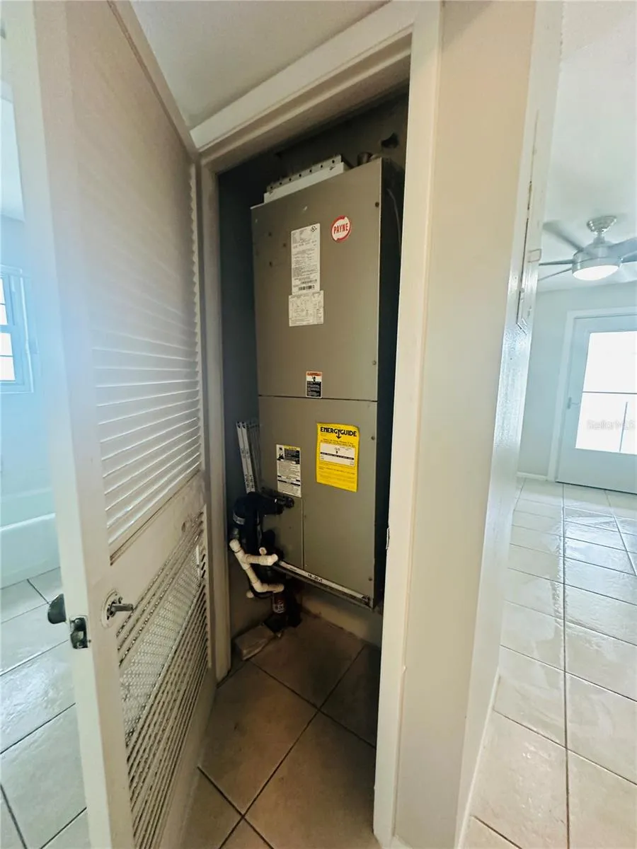 525 CONWAY ROAD #108 Orlando, FL 32807