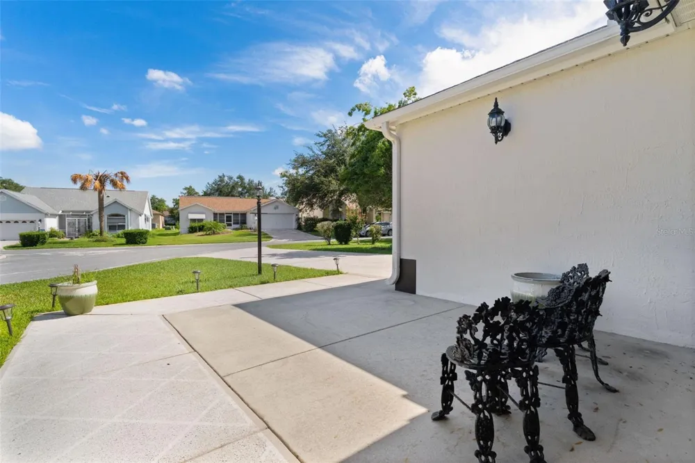 1012 DIEGO COURT Lady Lake, FL 32159