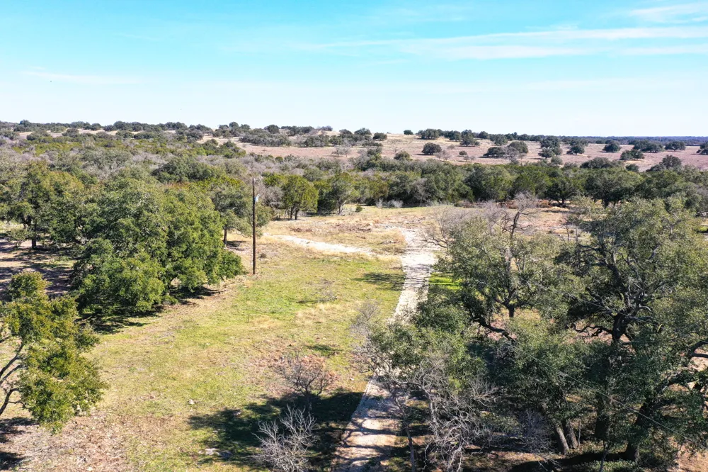 240 Pecan Branch Florence, TX 76527