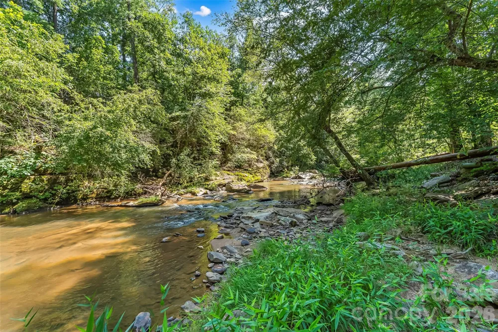 3735 Old Petra Mill Road Granite Falls, NC 28630