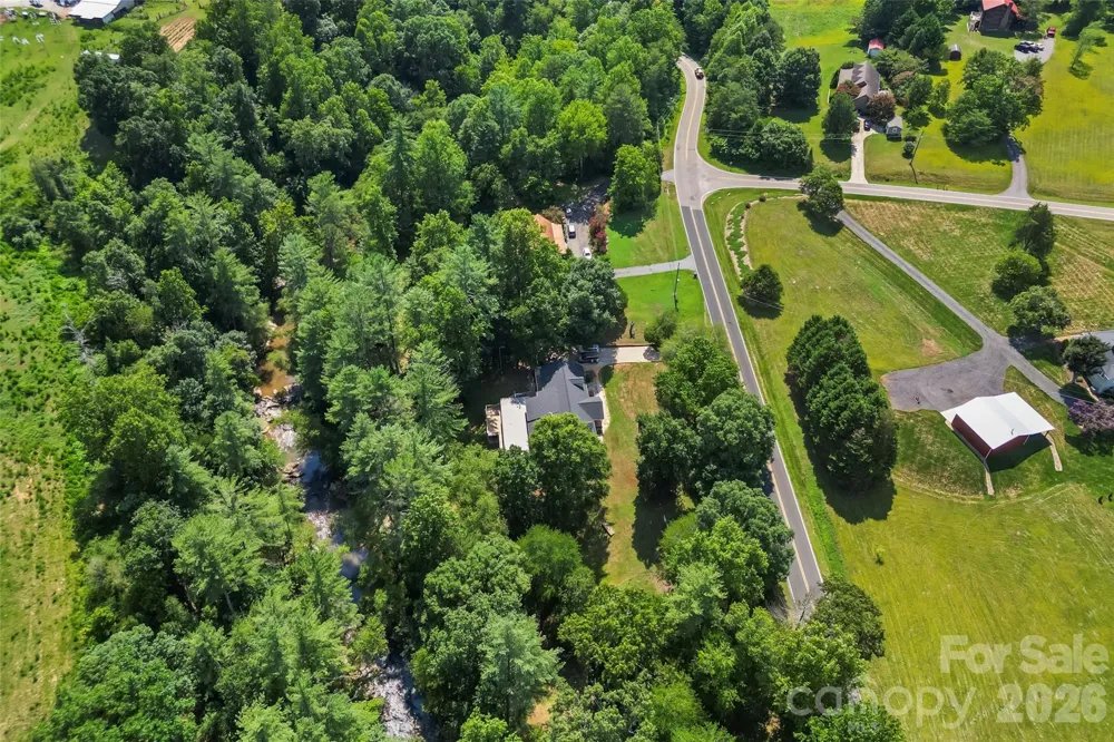 3735 Old Petra Mill Road Granite Falls, NC 28630
