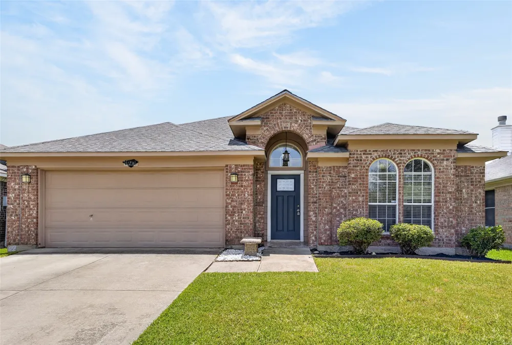 1025 Highland Station Drive Saginaw, TX 76131