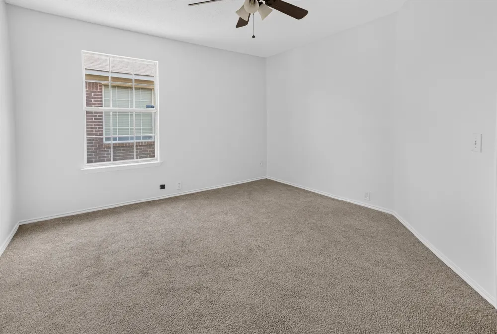 1025 Highland Station Drive Saginaw, TX 76131