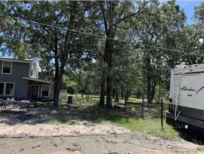 104 Shady Shores Drive Mabank, TX 75156