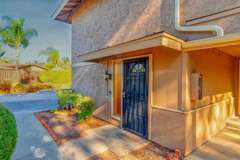 963 Amistad Place #D El Cajon, CA 92019