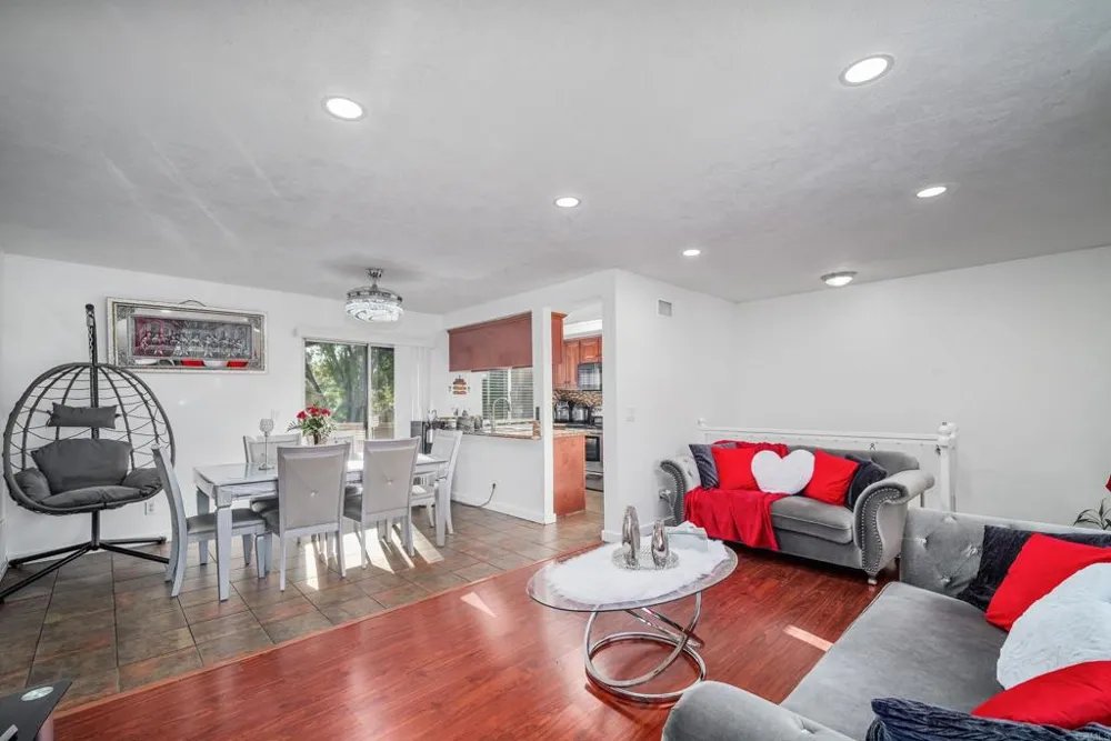 963 Amistad Place #D El Cajon, CA 92019