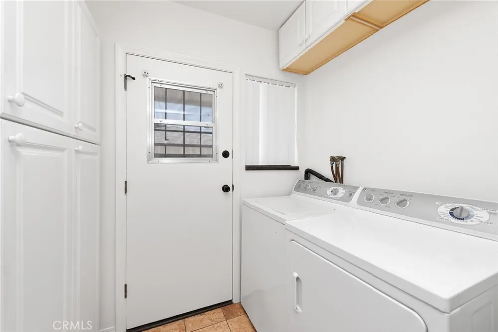 3919 Globe Culver City, CA 90230