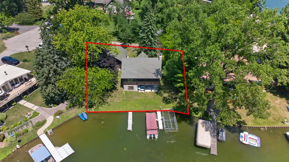 11241 Almon Point Jerome, MI 49249