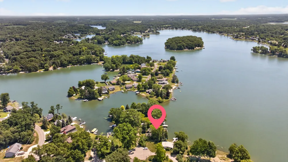 11241 Almon Point Jerome, MI 49249