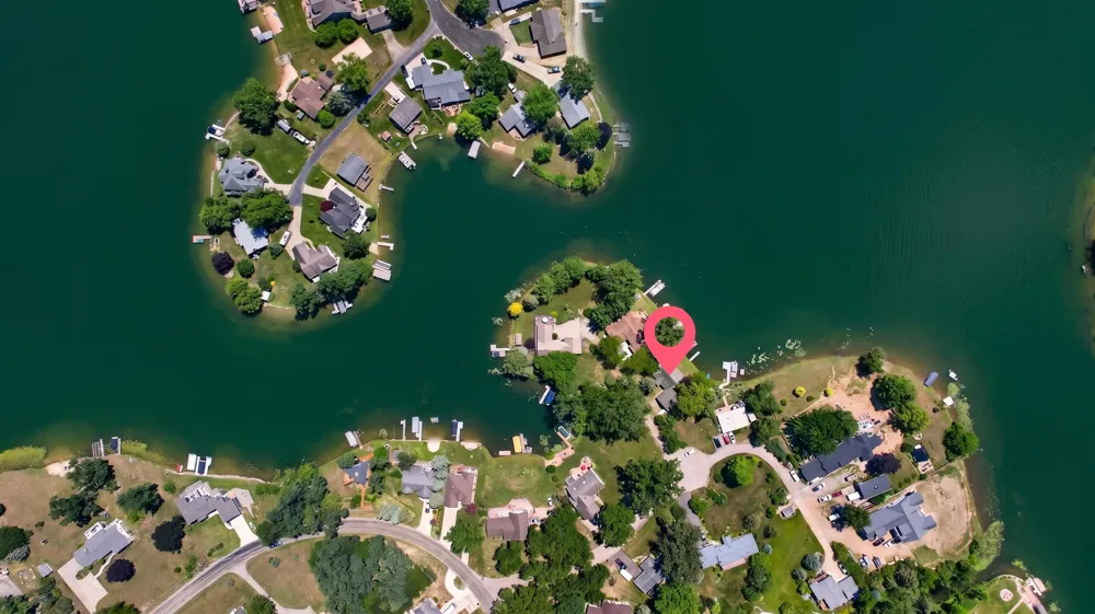 11241 Almon Point Jerome, MI 49249