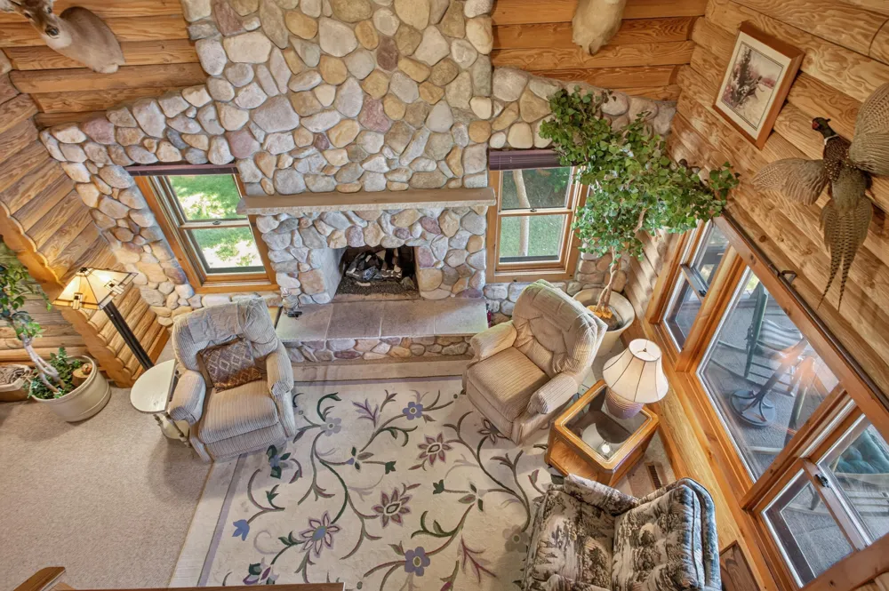 11241 Almon Point Jerome, MI 49249