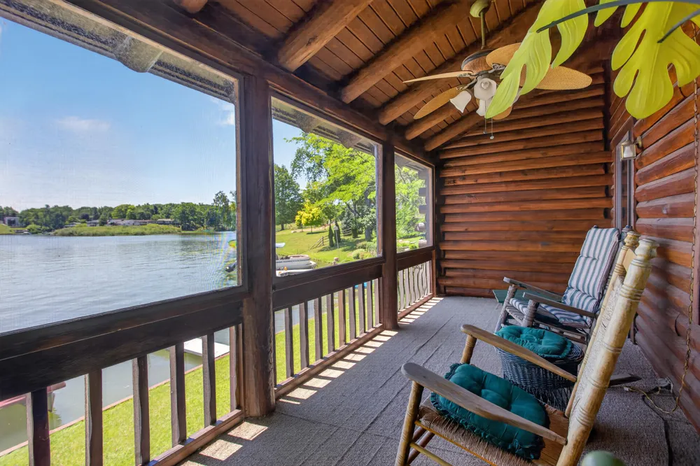 11241 Almon Point Jerome, MI 49249