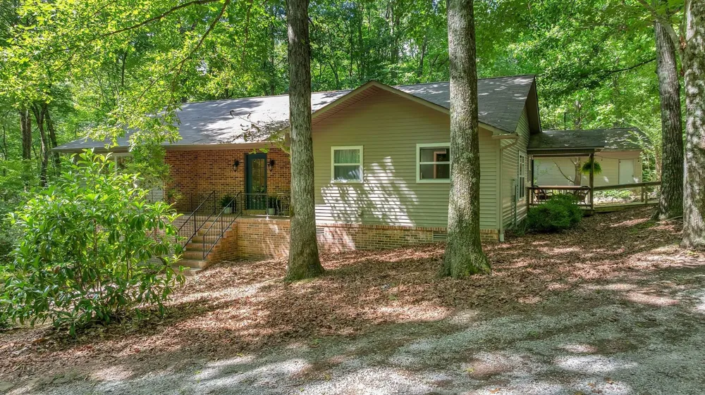 1637 Clifftops Ave Monteagle, TN 37356