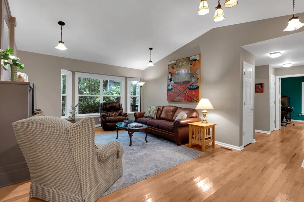 1637 Clifftops Ave Monteagle, TN 37356