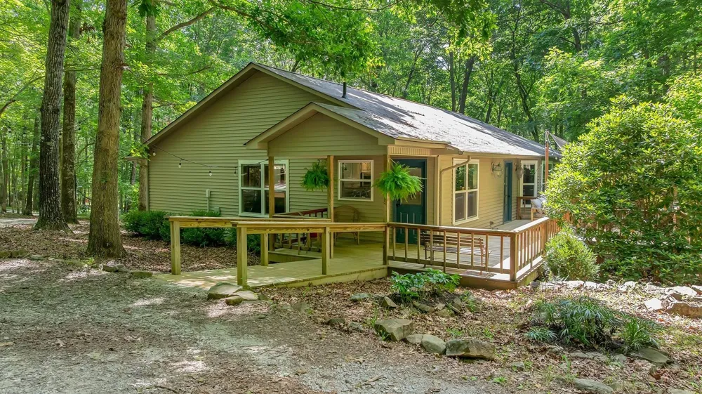 1637 Clifftops Ave Monteagle, TN 37356