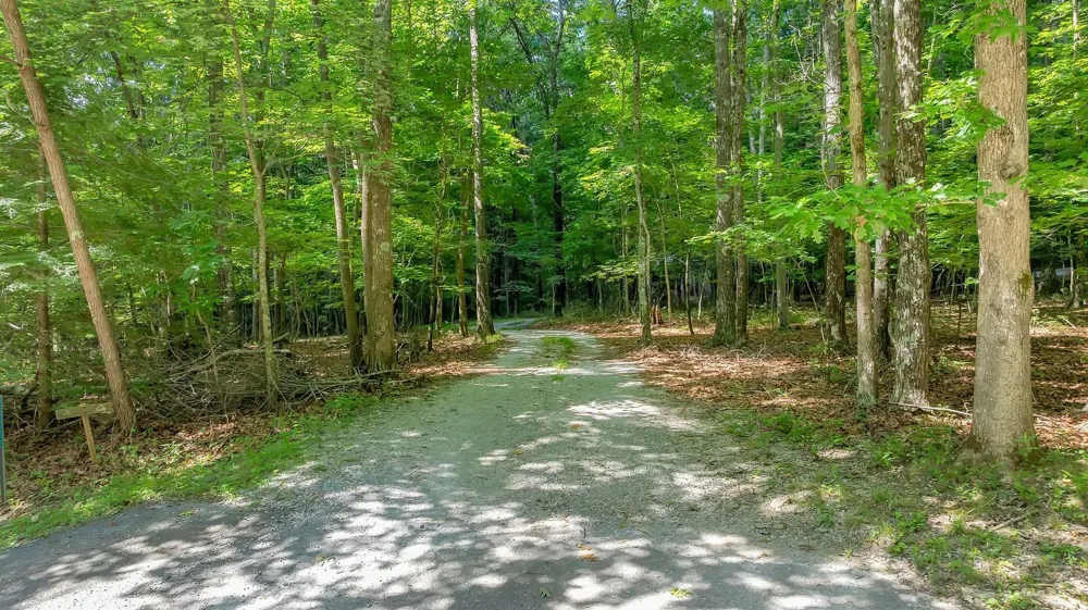 1637 Clifftops Ave Monteagle, TN 37356