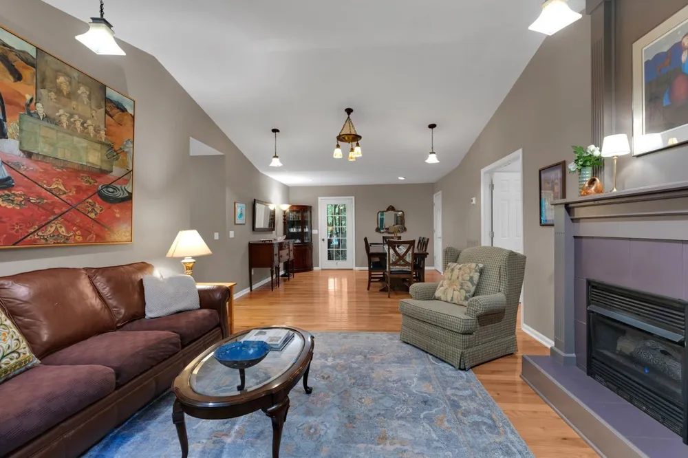 1637 Clifftops Ave Monteagle, TN 37356
