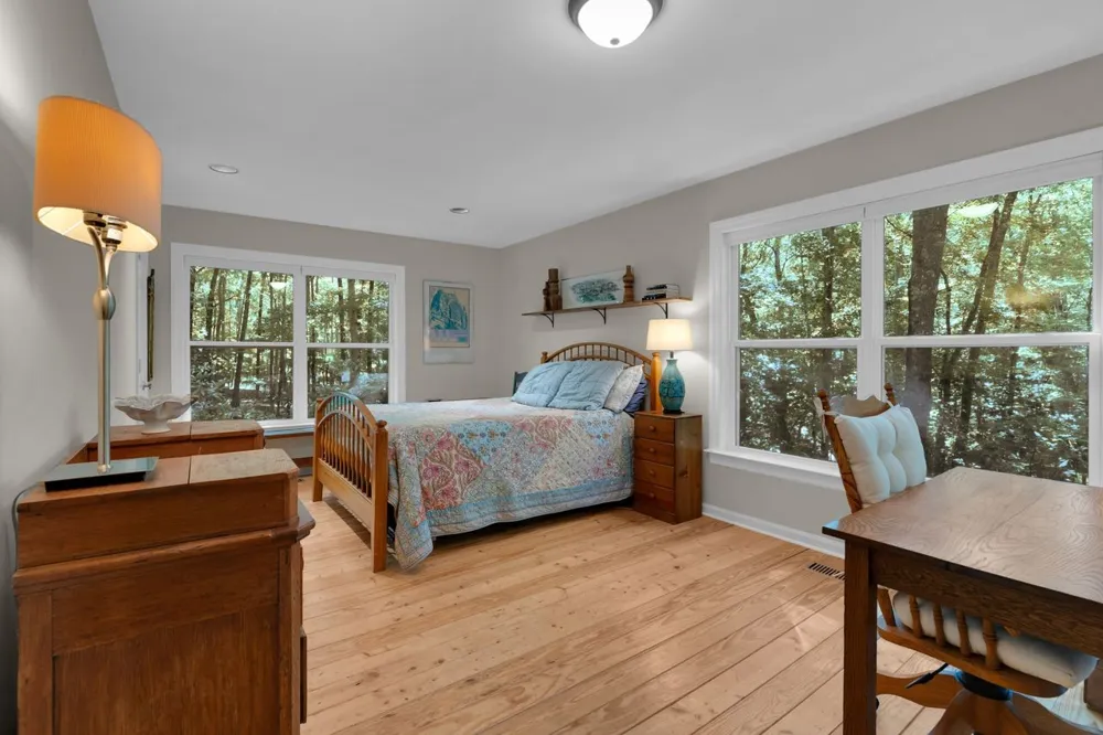 1637 Clifftops Ave Monteagle, TN 37356