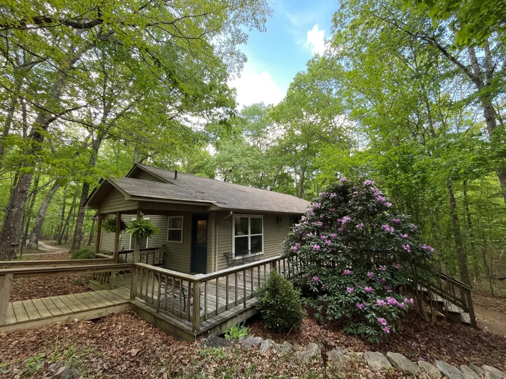 1637 Clifftops Ave Monteagle, TN 37356