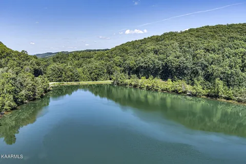 748 Laurel Lake Circle