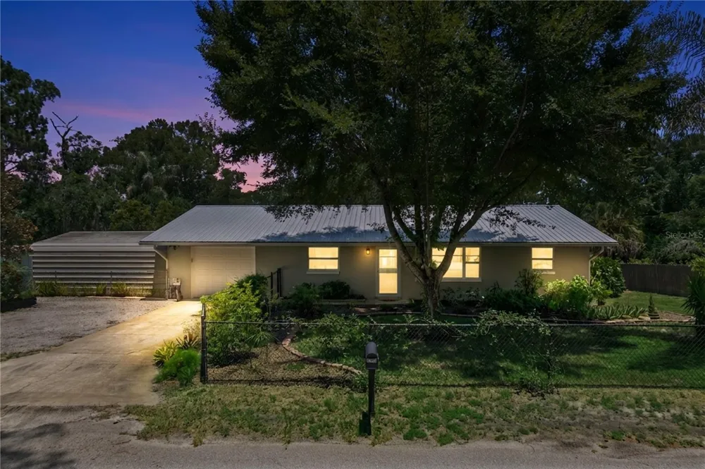 37400 SAINT LOUIS AVENUE Umatilla, FL 32784