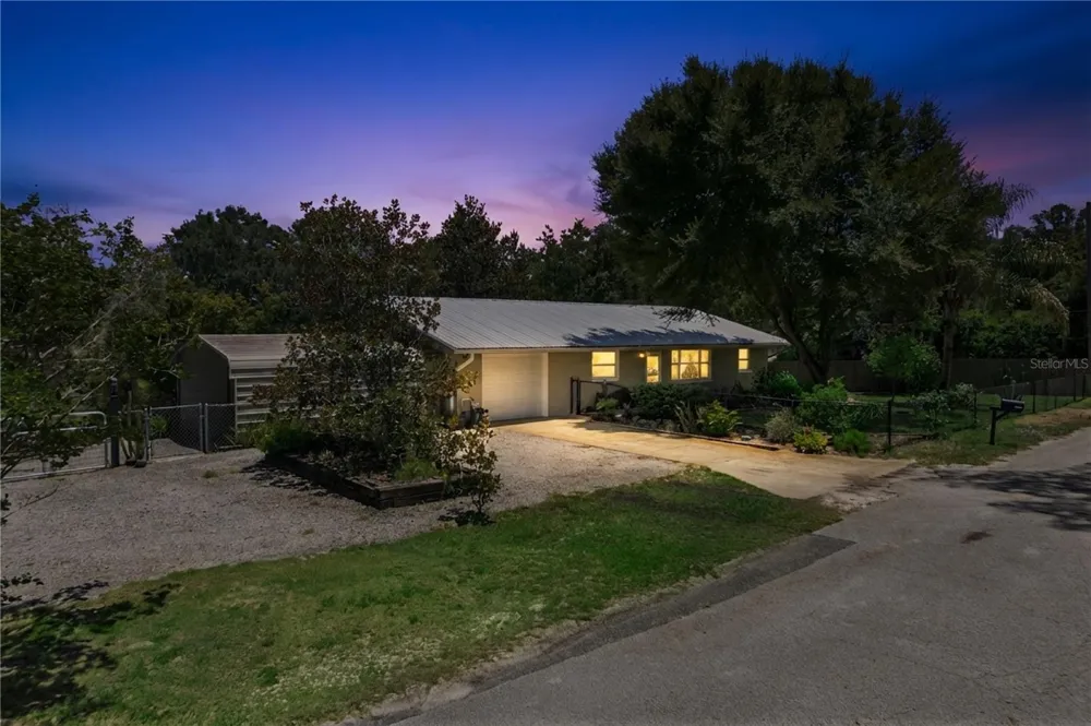 37400 SAINT LOUIS AVENUE Umatilla, FL 32784
