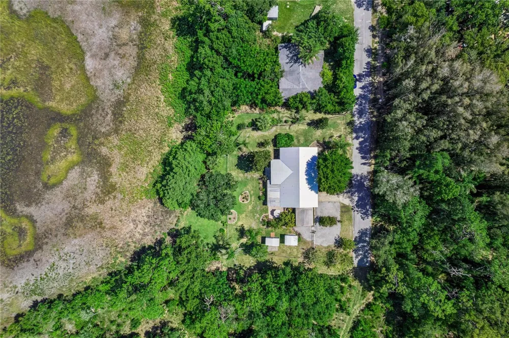 37400 SAINT LOUIS AVENUE Umatilla, FL 32784