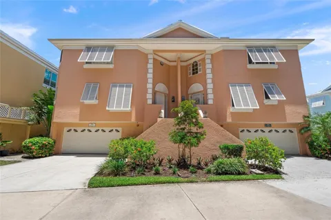 3954 HAMILTON CLUB CIRCLE #14