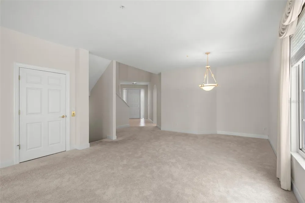 3954 HAMILTON CLUB CIRCLE #14 Sarasota, FL 34242