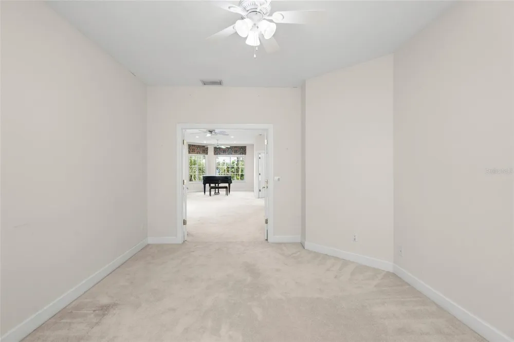3954 HAMILTON CLUB CIRCLE #14 Sarasota, FL 34242