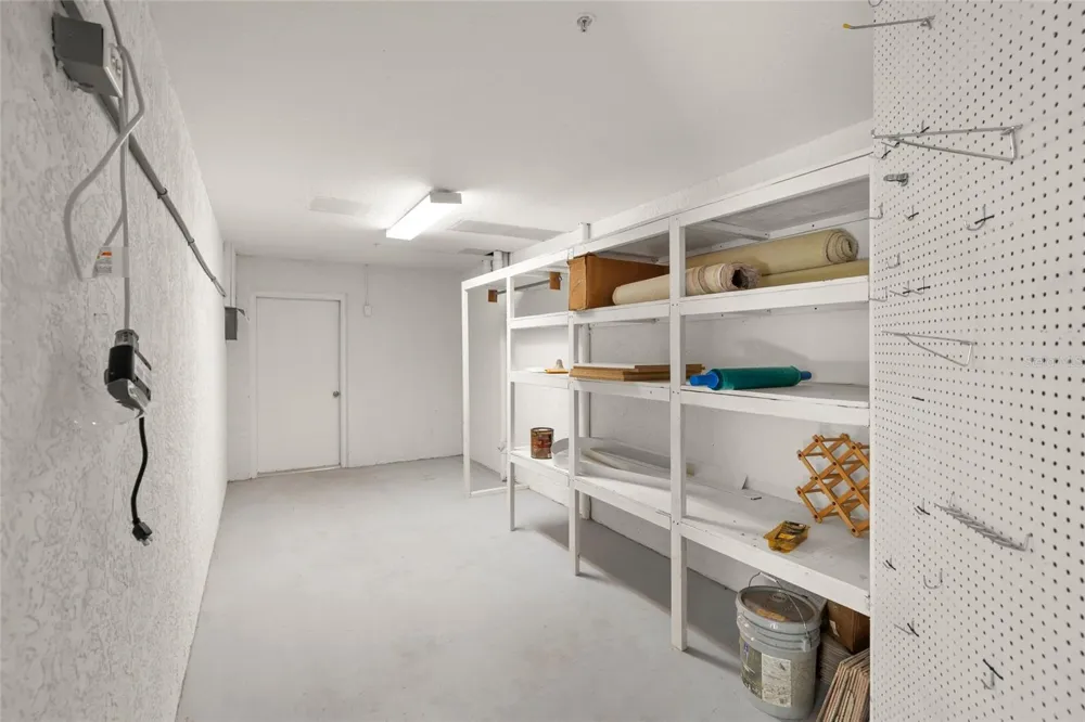 3954 HAMILTON CLUB CIRCLE #14 Sarasota, FL 34242