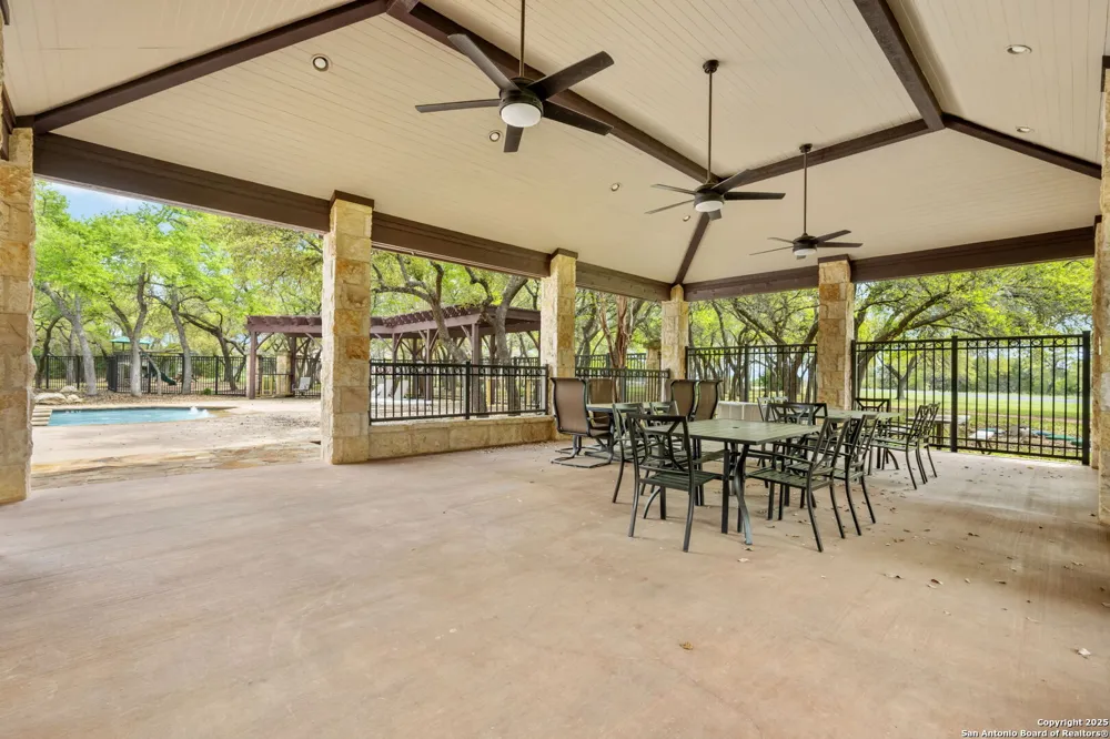 615 Caballo Trail Canyon Lake, TX 78133