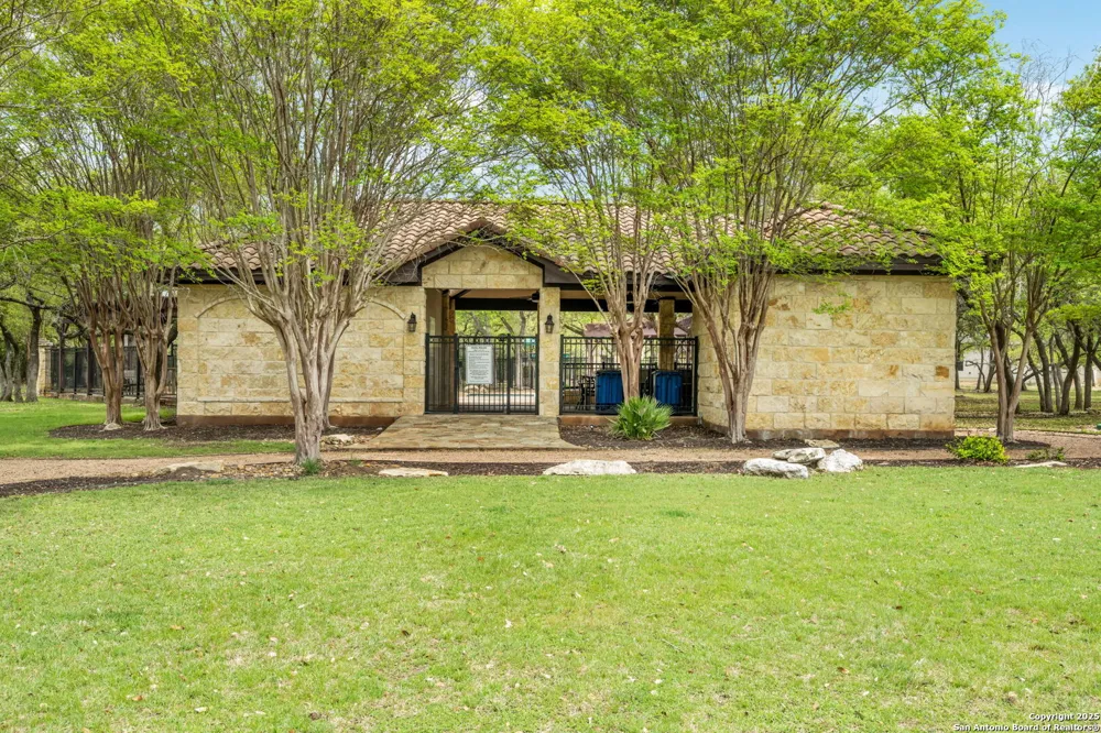 615 Caballo Trail Canyon Lake, TX 78133