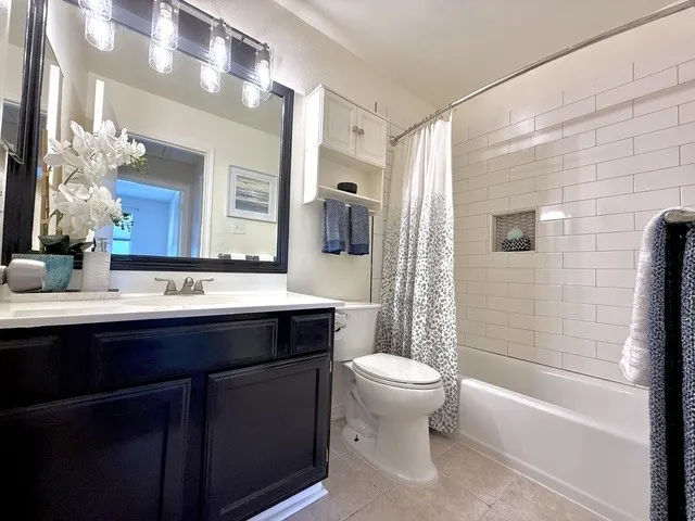 900 Taulbee Lane #106 Austin, TX 78757