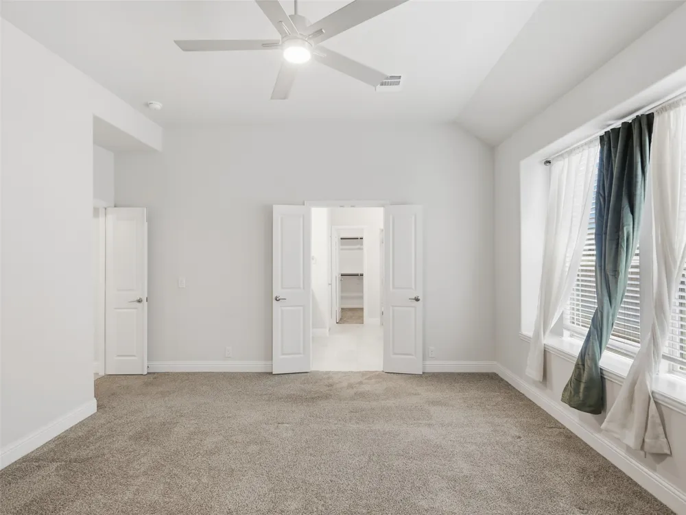 201 Sweetwater Drive Commerce, TX 75428