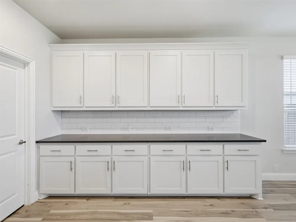 201 Sweetwater Drive Commerce, TX 75428