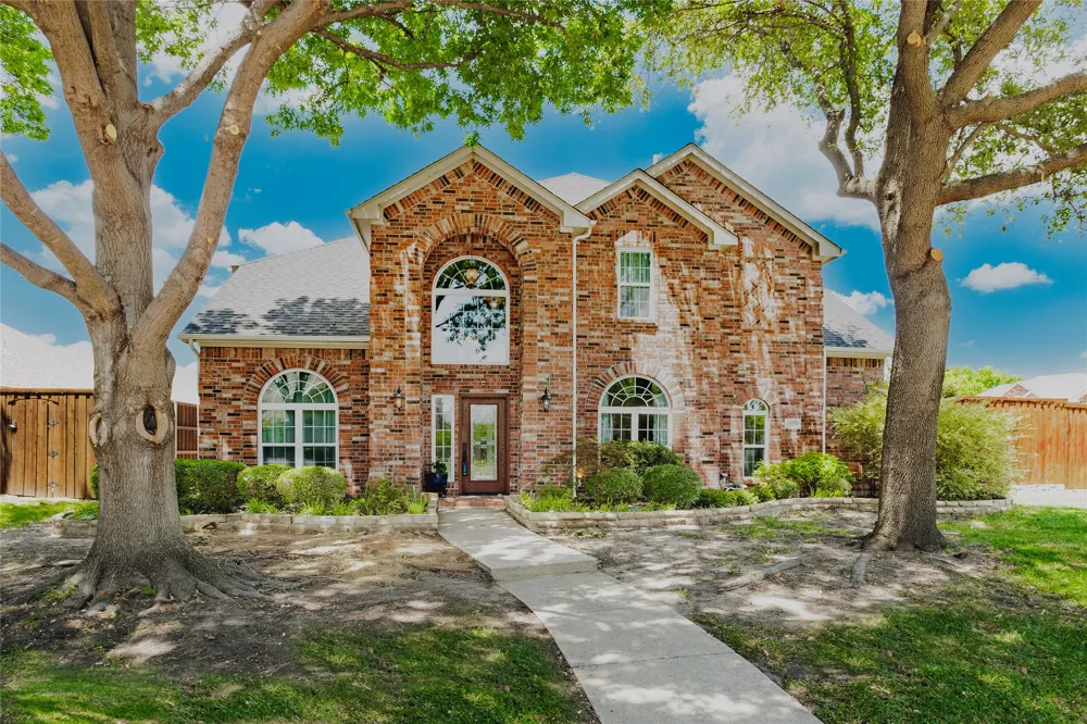 3915 Compton Drive Richardson, TX 75082