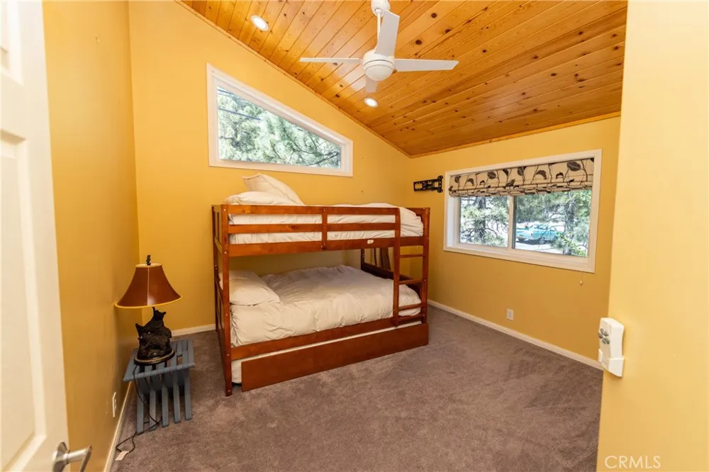 40314 Lakeview Big Bear Lake, CA 92315