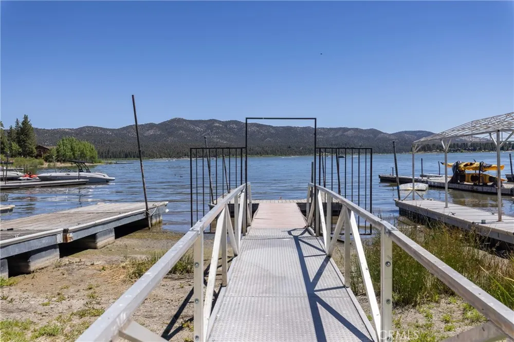 40314 Lakeview Big Bear Lake, CA 92315