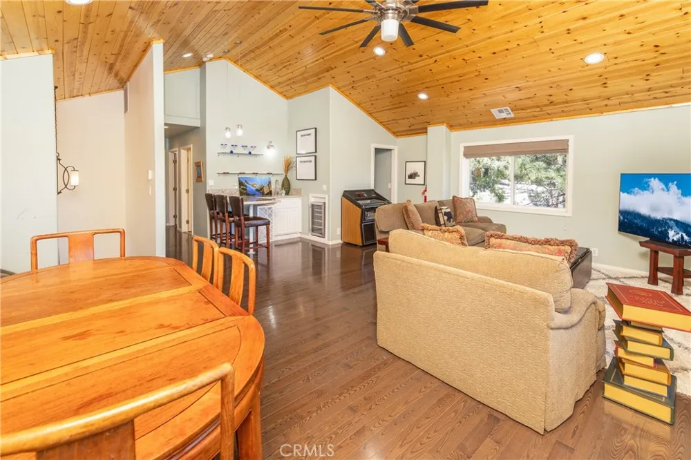 40314 Lakeview Big Bear Lake, CA 92315