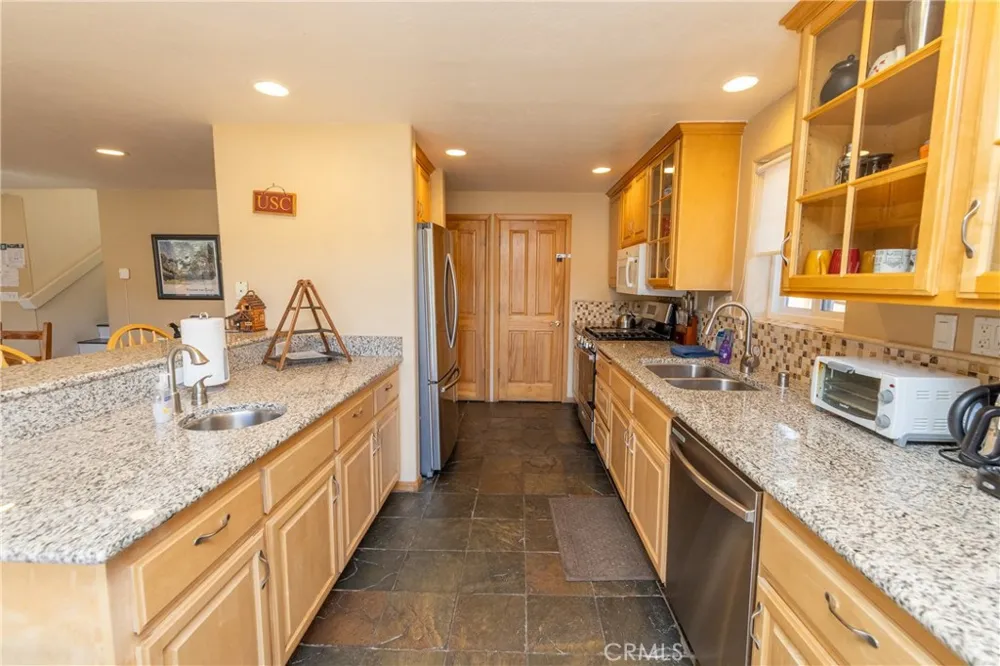 40314 Lakeview Big Bear Lake, CA 92315