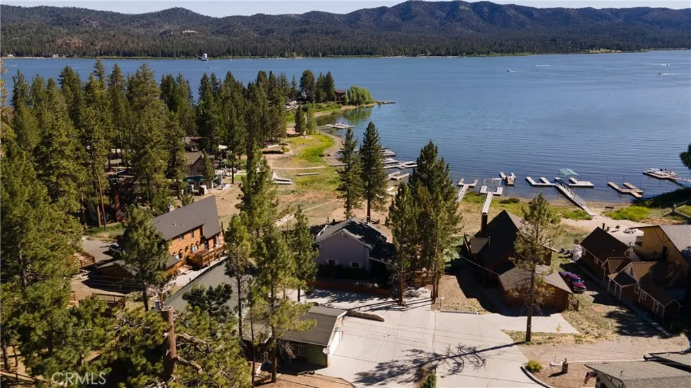 40314 Lakeview Big Bear Lake, CA 92315