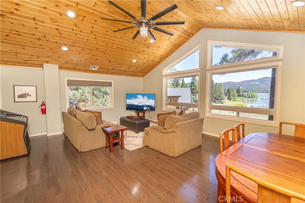 40314 Lakeview Big Bear Lake, CA 92315