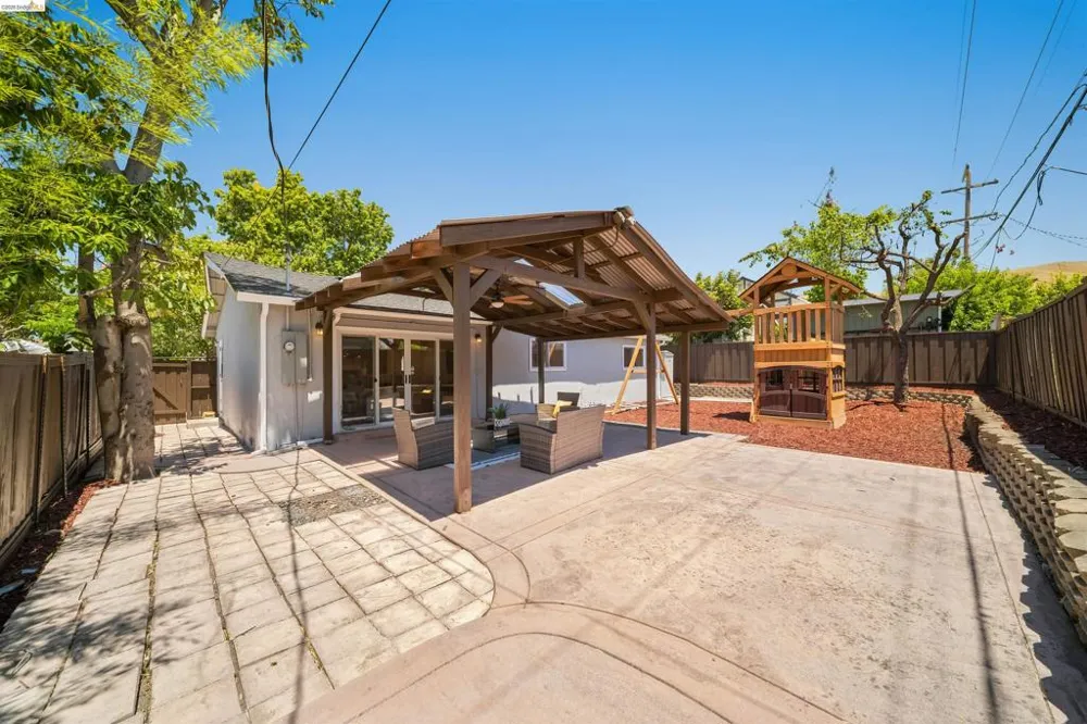 1864 Canton Milpitas, CA 95035