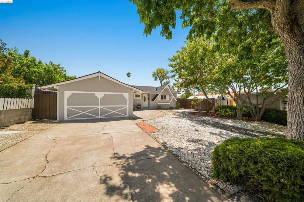 1864 Canton Milpitas, CA 95035