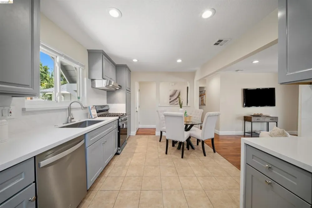 1864 Canton Milpitas, CA 95035