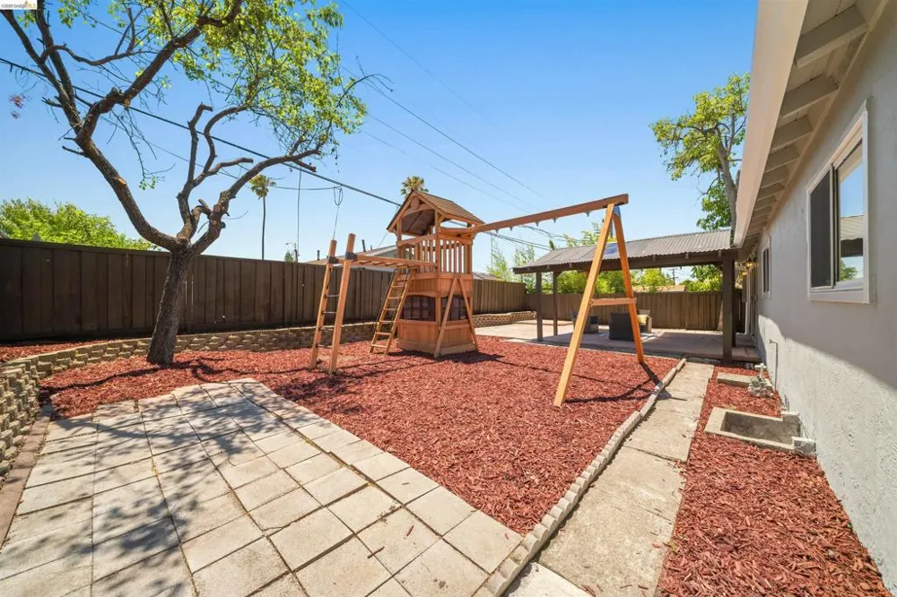 1864 Canton Milpitas, CA 95035
