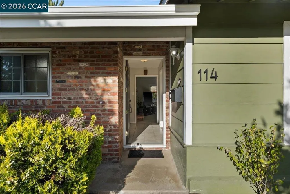 114 Combs Ln Vallejo, CA 94590