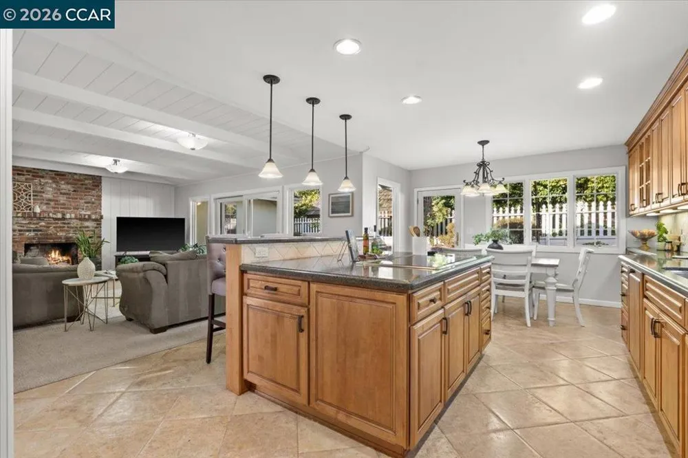 114 Combs Ln Vallejo, CA 94590
