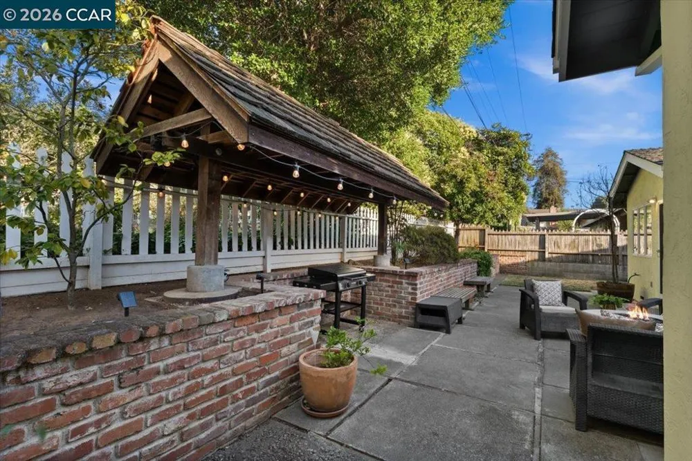 114 Combs Ln Vallejo, CA 94590